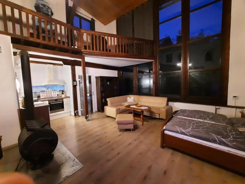 Ferienwohnung Altes Kuenstleratelier Weimar Luaran gambar